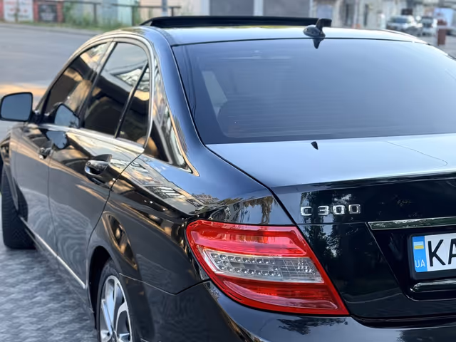 Mercedes-Benz C-Класс - фото 5
