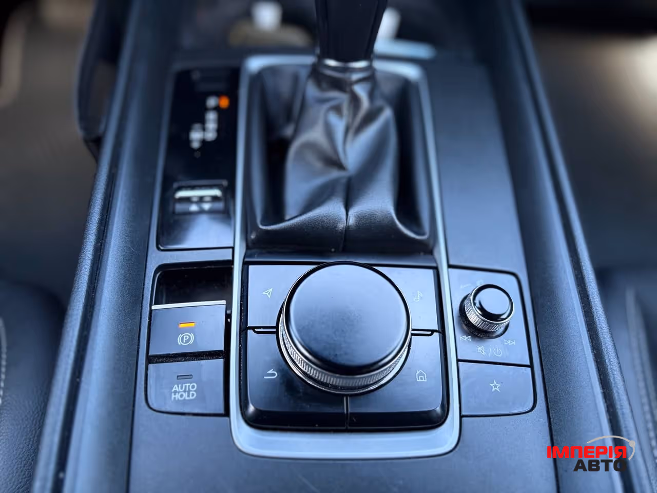 Mazda CX-50 - фото 23