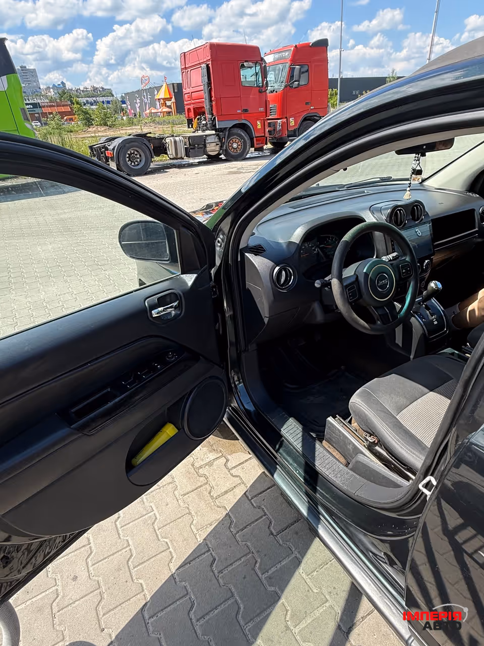 Jeep Compass - фото 9