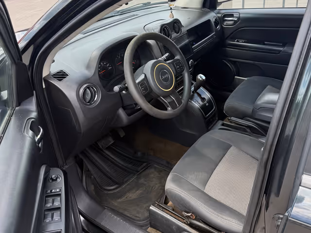 Jeep Compass - фото 5