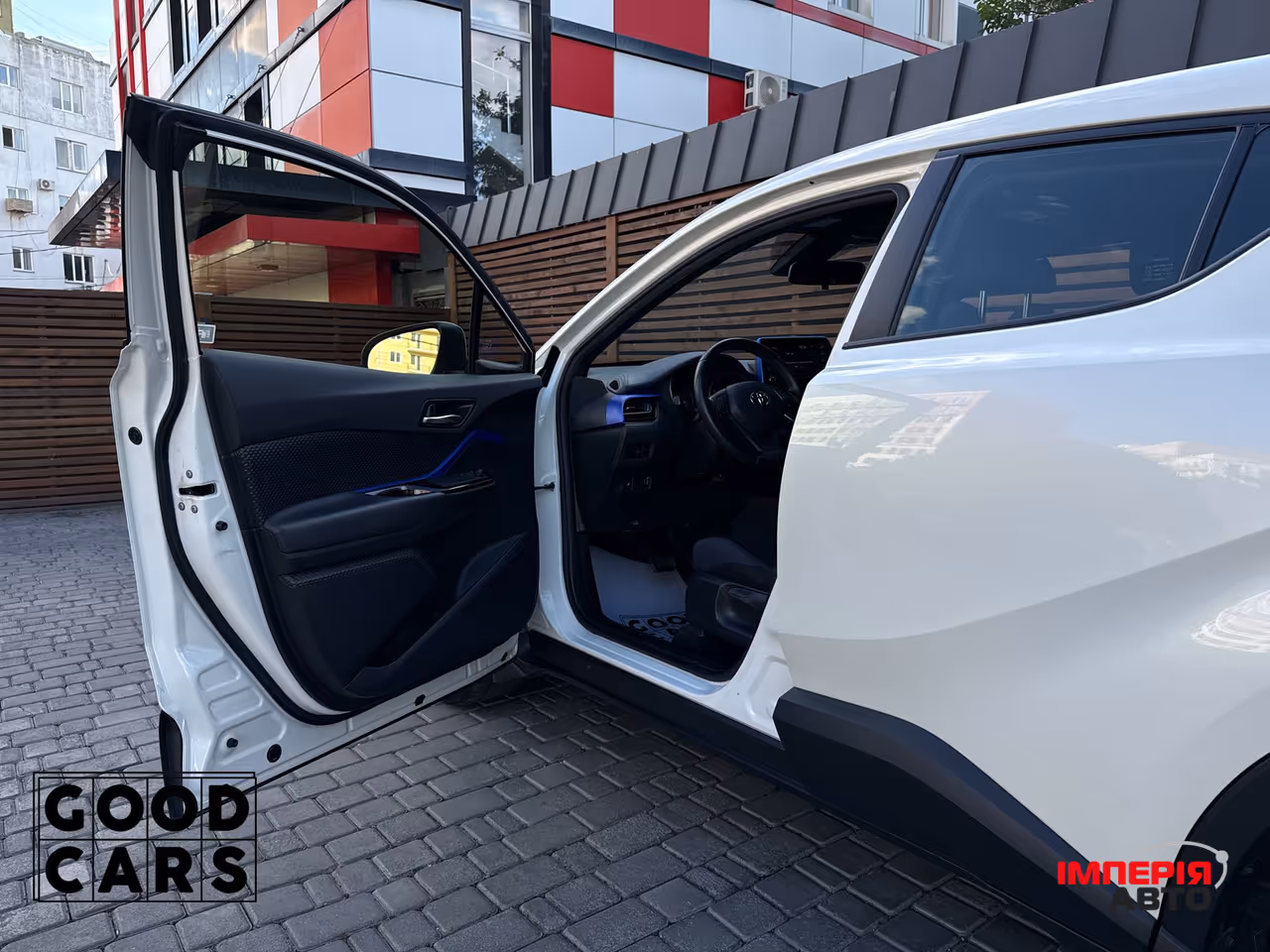 Toyota C-HR - фото 24