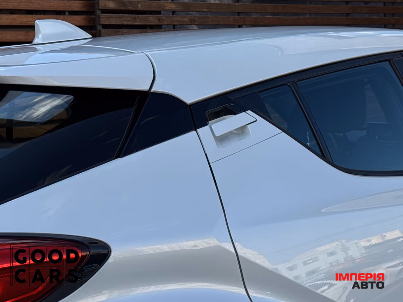 Toyota C-HR - фото 19