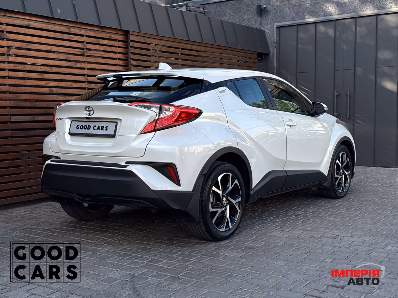 Toyota C-HR - фото 7