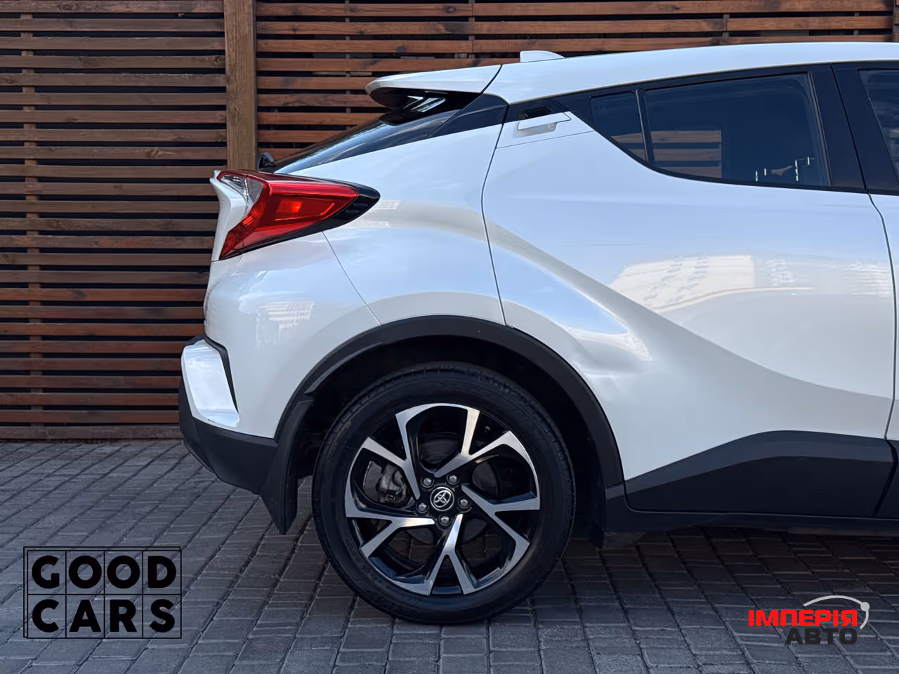 Toyota C-HR - фото 14