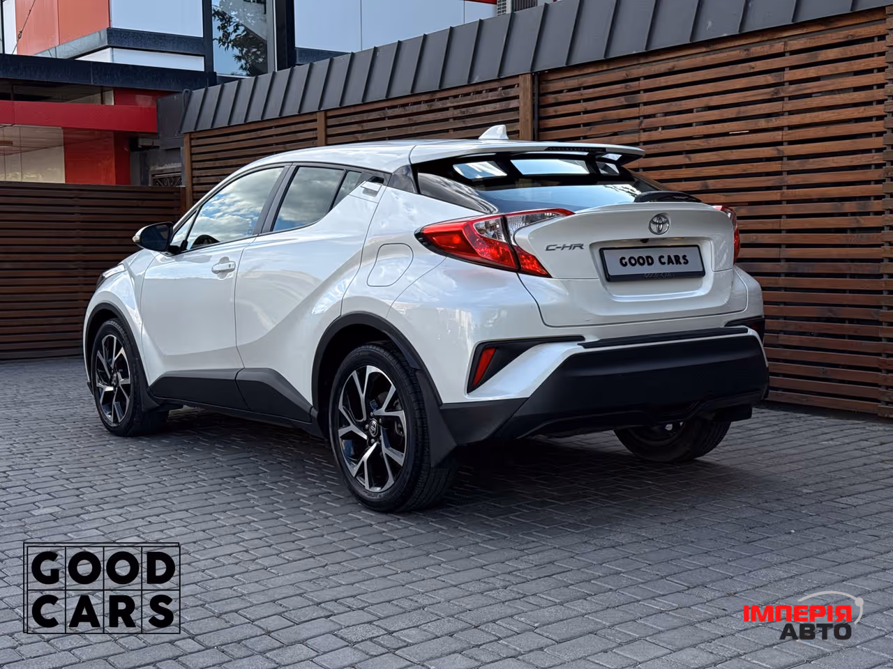 Toyota C-HR - фото 5