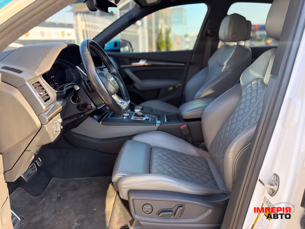 Audi SQ5 - фото 11