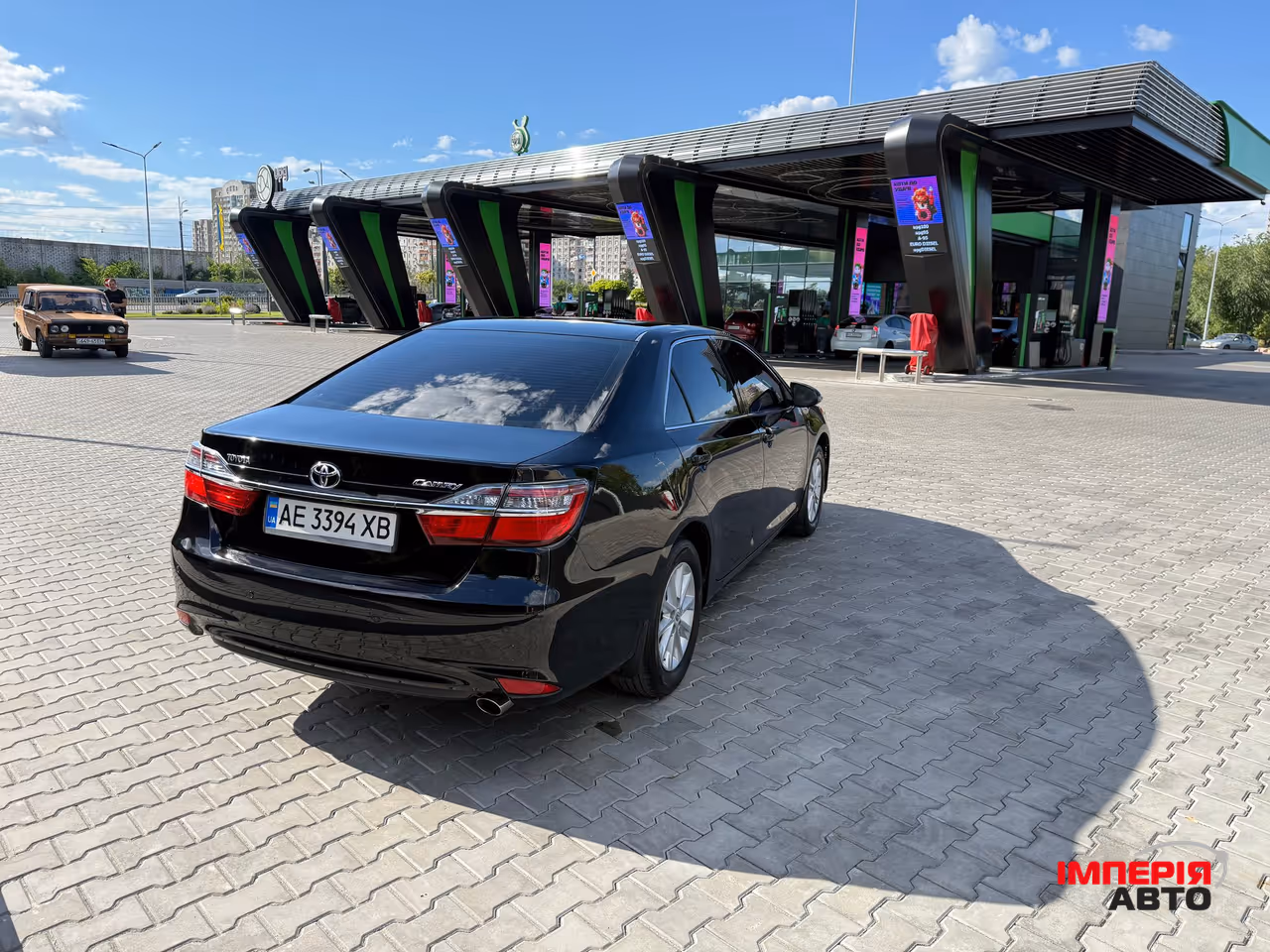 Toyota Camry - фото 5