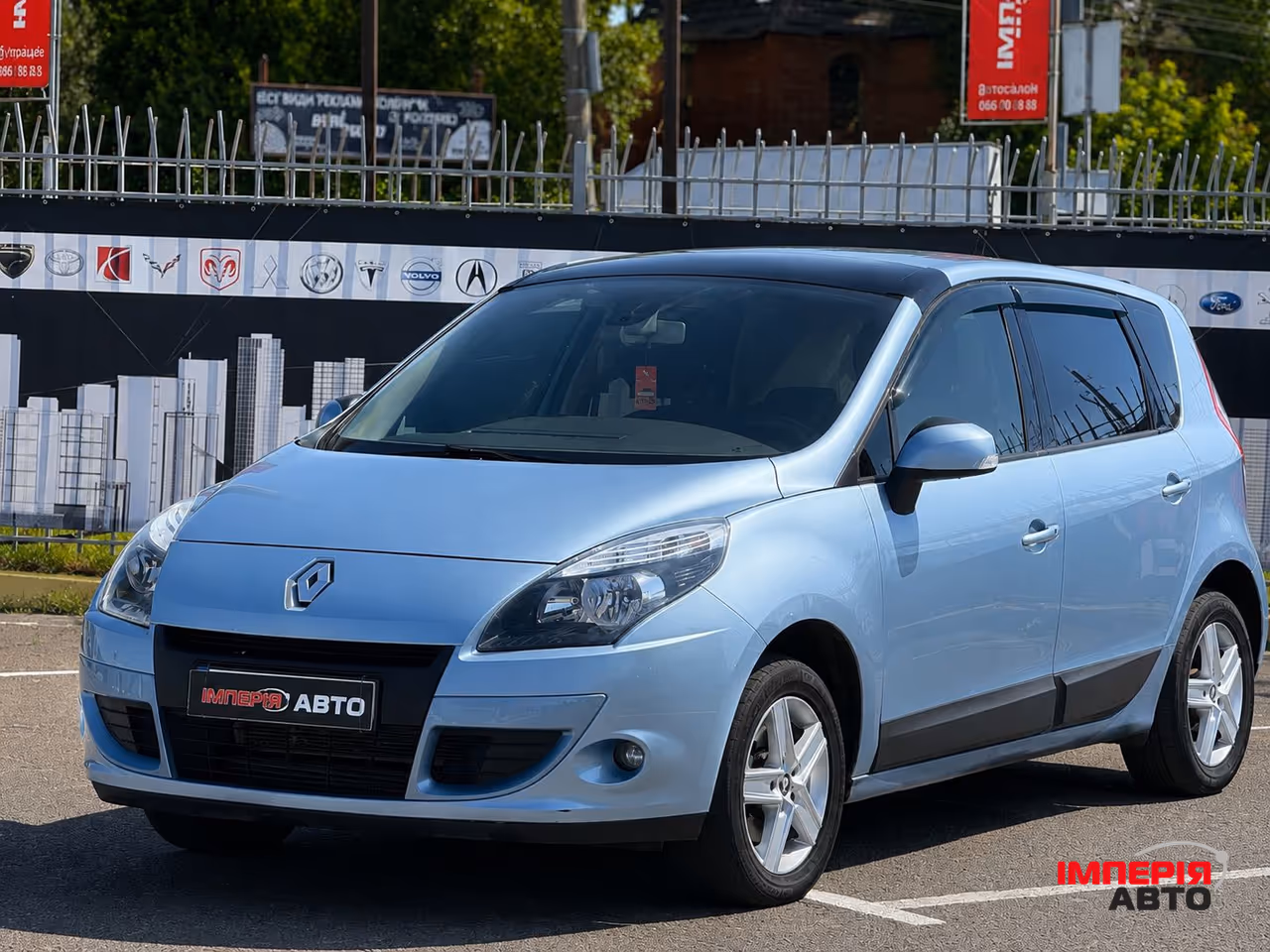 Renault Megane - фото 2