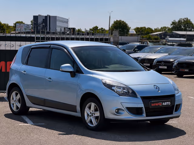Renault Megane - фото 4