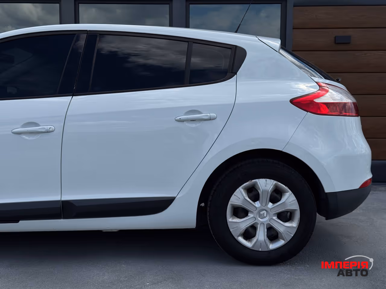 Renault Megane - фото 12