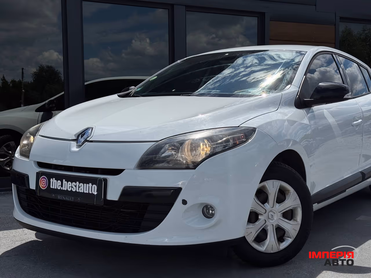 Renault Megane - фото 2