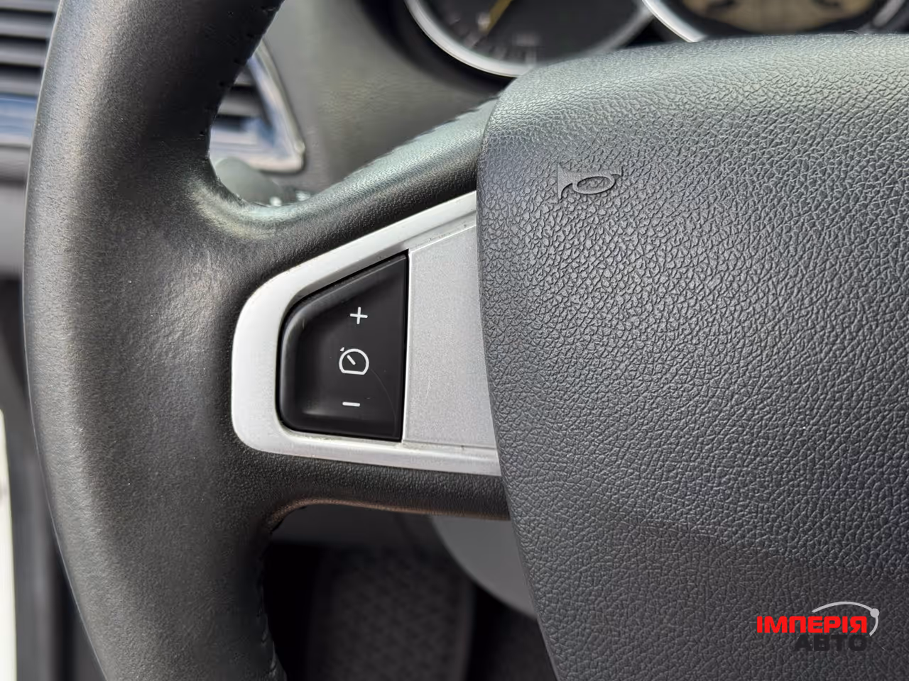 Renault Megane - фото 30