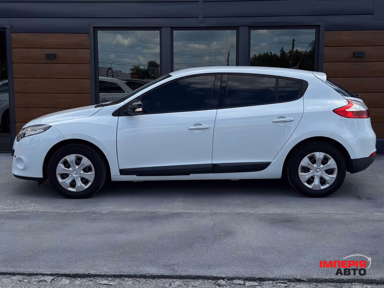 Renault Megane - фото 10