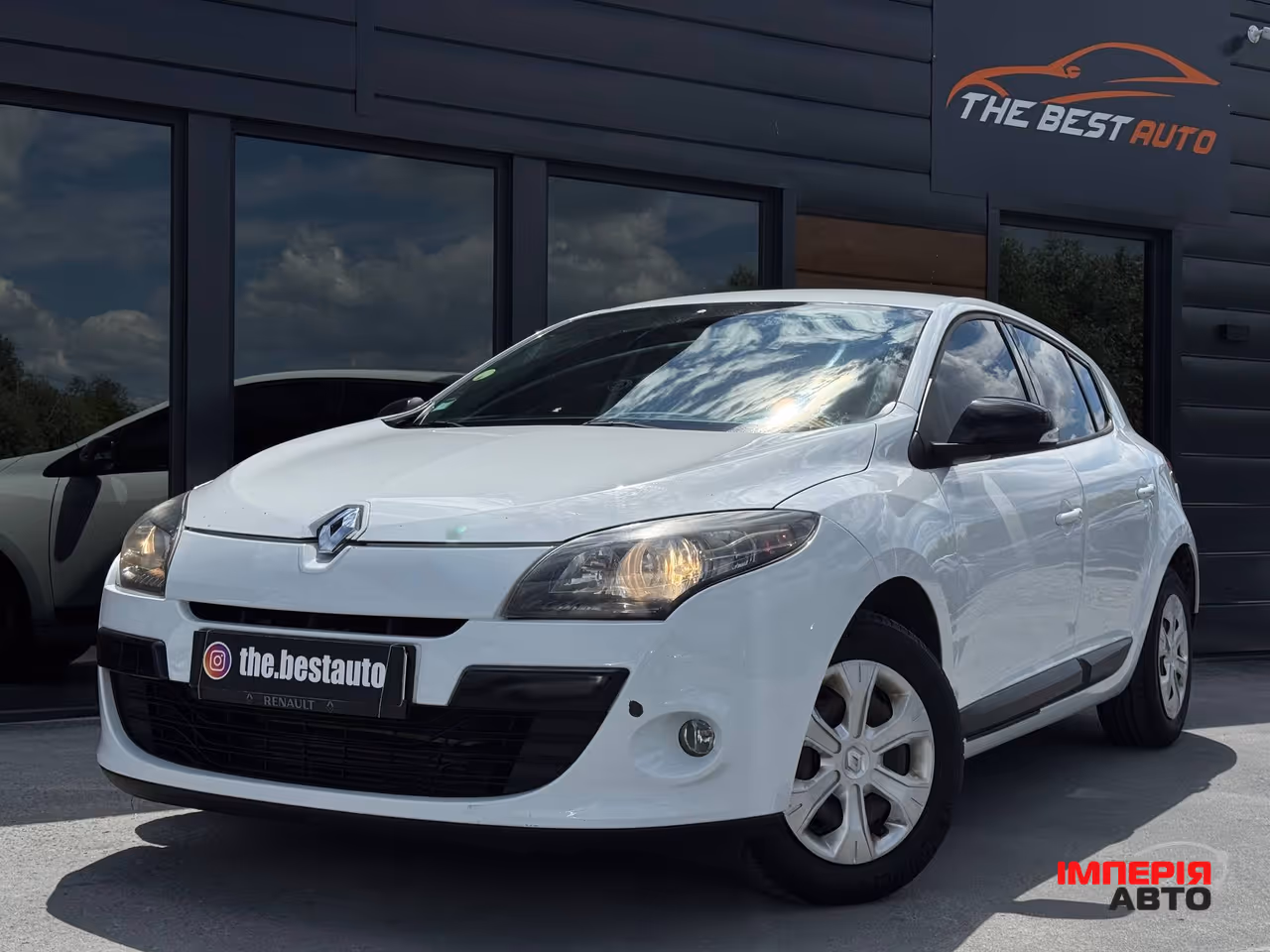 Renault Megane - фото 1