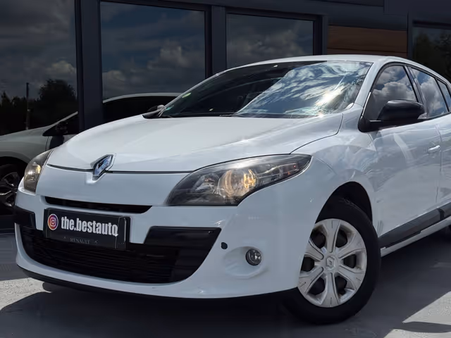 Renault Megane - фото 2