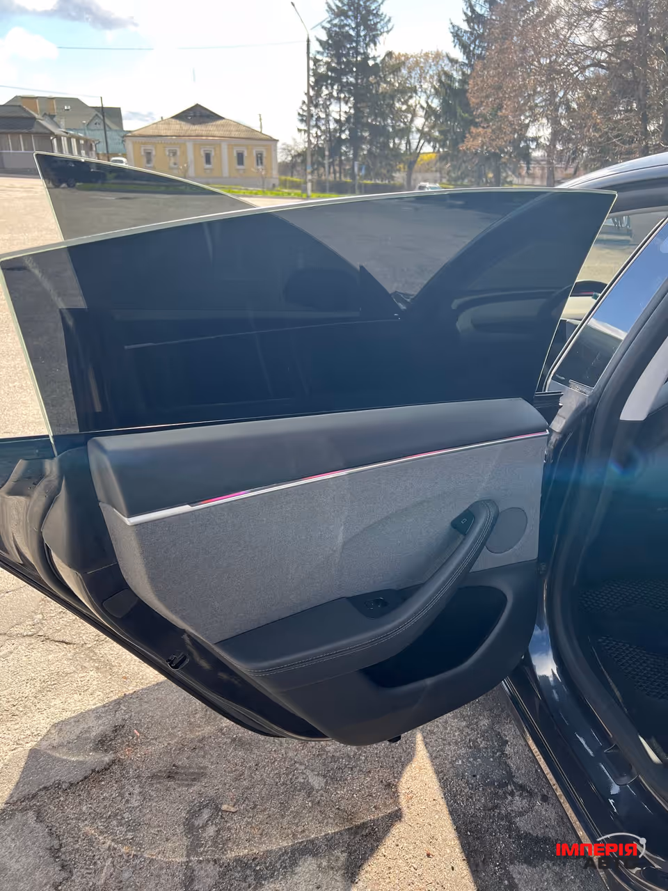 Tesla Model 3 - фото 13
