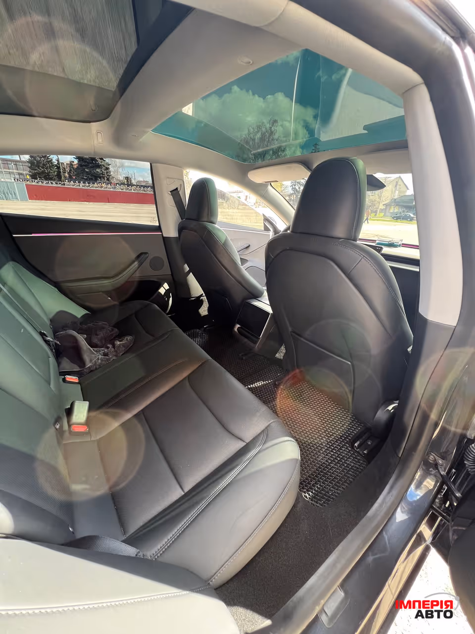 Tesla Model 3 - фото 16