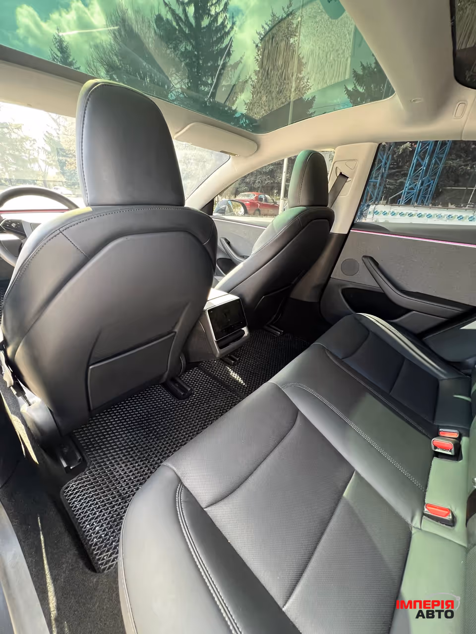 Tesla Model 3 - фото 14