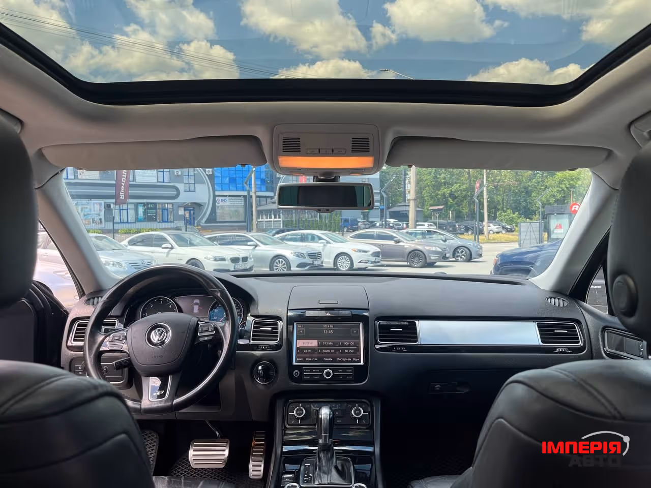 Volkswagen Touareg - фото 16