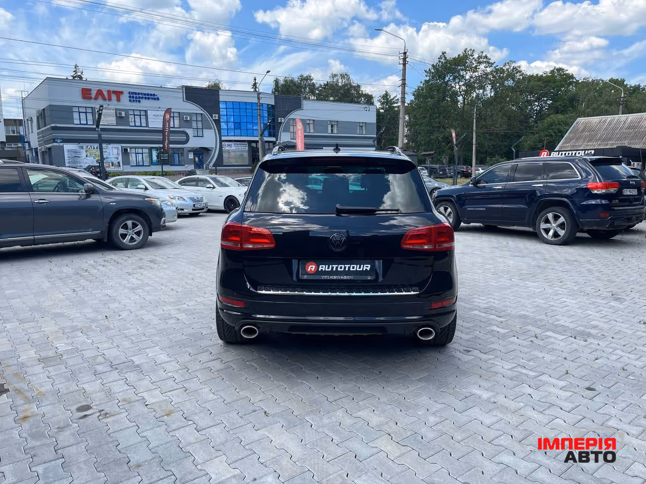 Volkswagen Touareg - фото 6