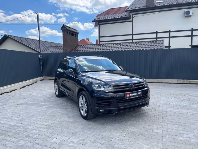 Volkswagen Touareg - фото 3