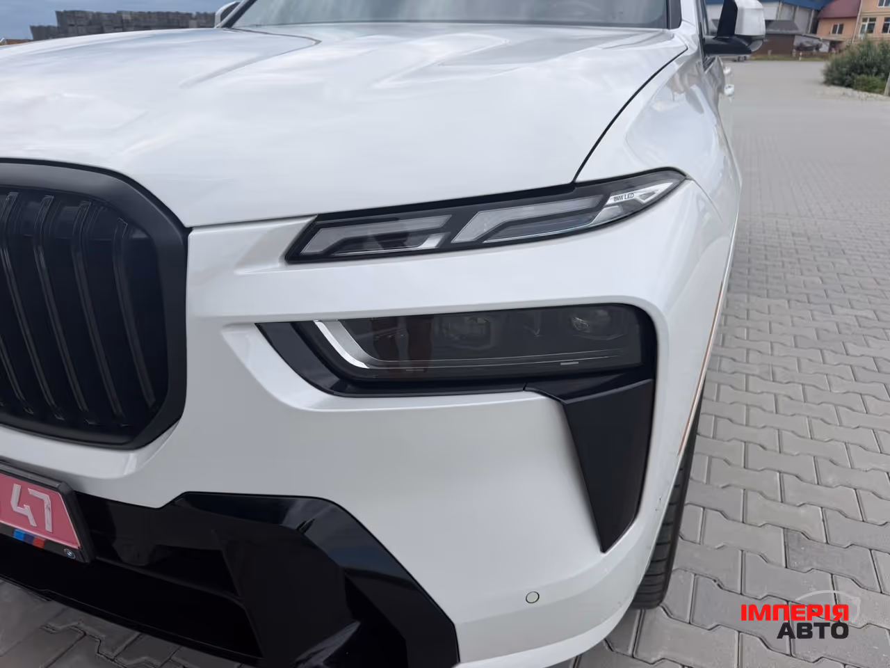 BMW X7 - фото 7