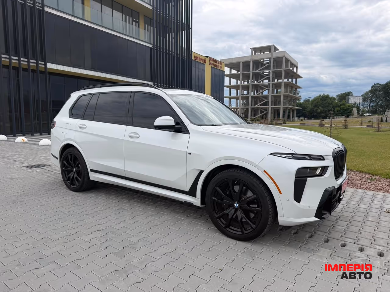 BMW X7 - фото 2