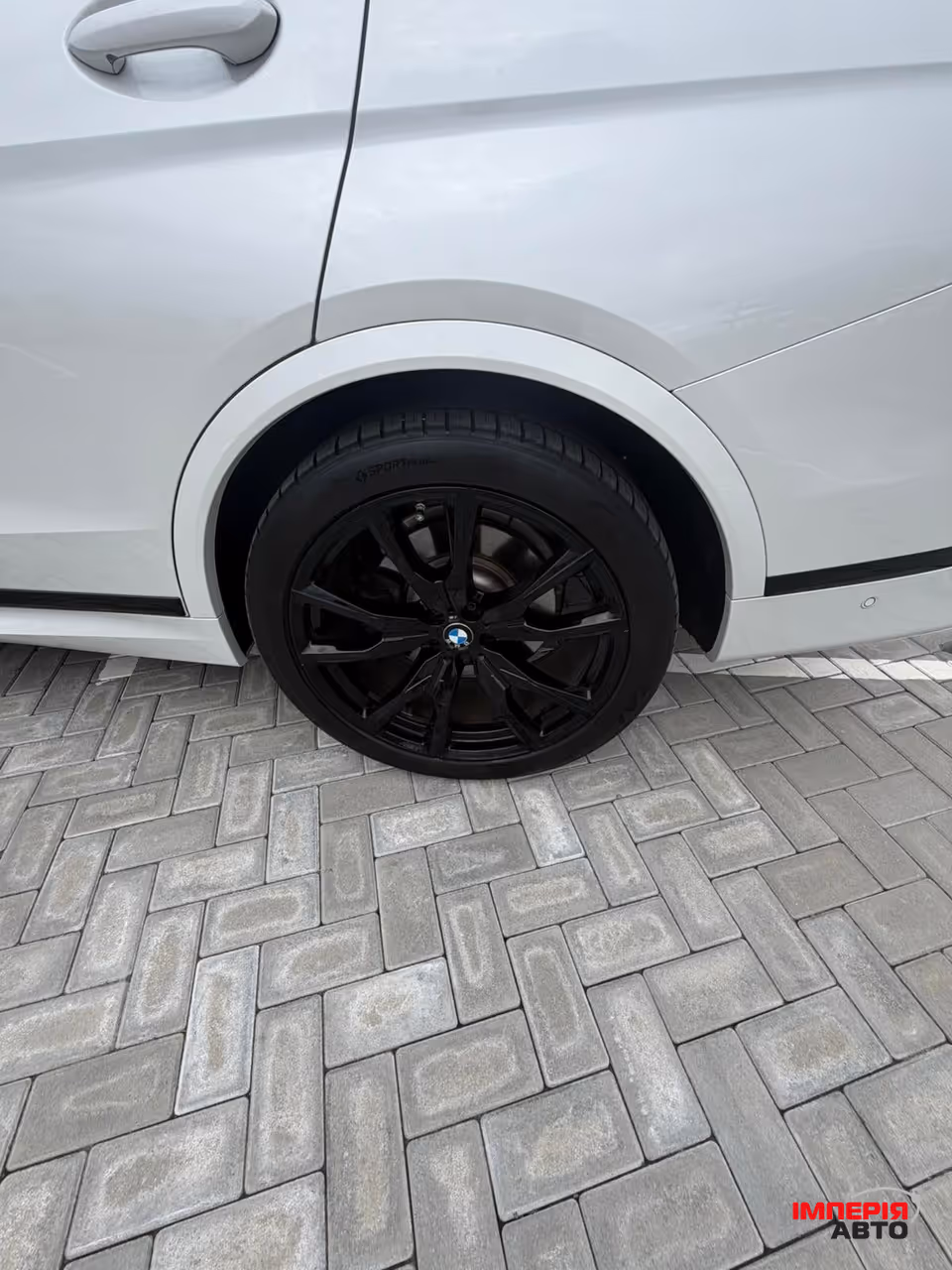 BMW X7 - фото 15