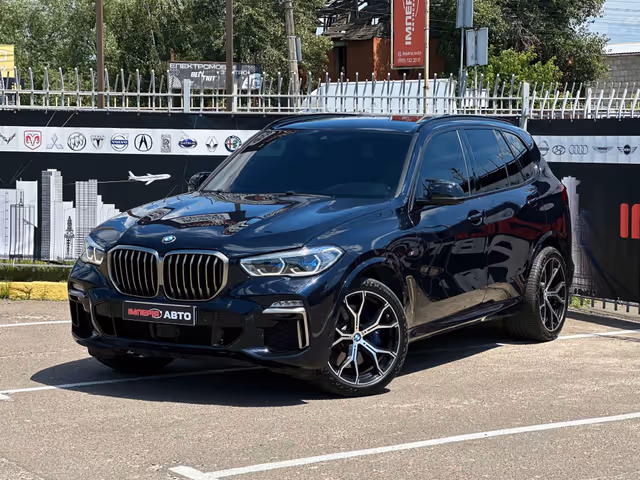 BMW X5 - фото 1