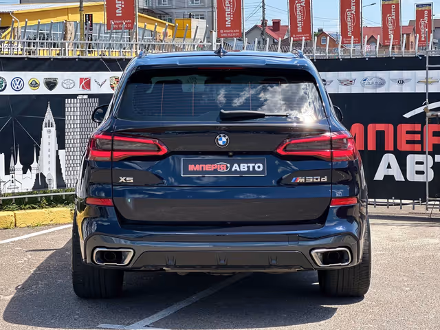 BMW X5 - фото 3