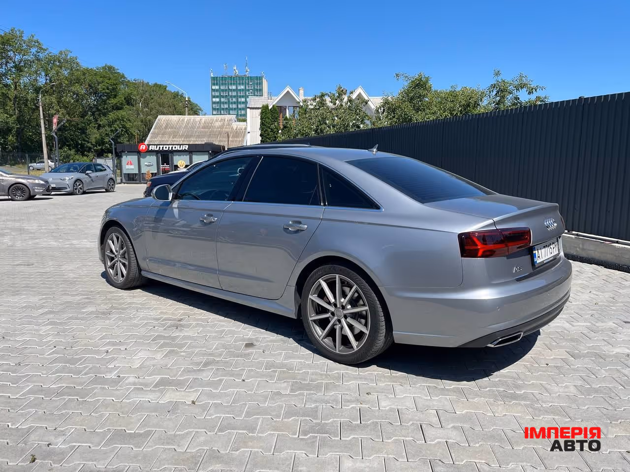 Audi A6 - фото 6