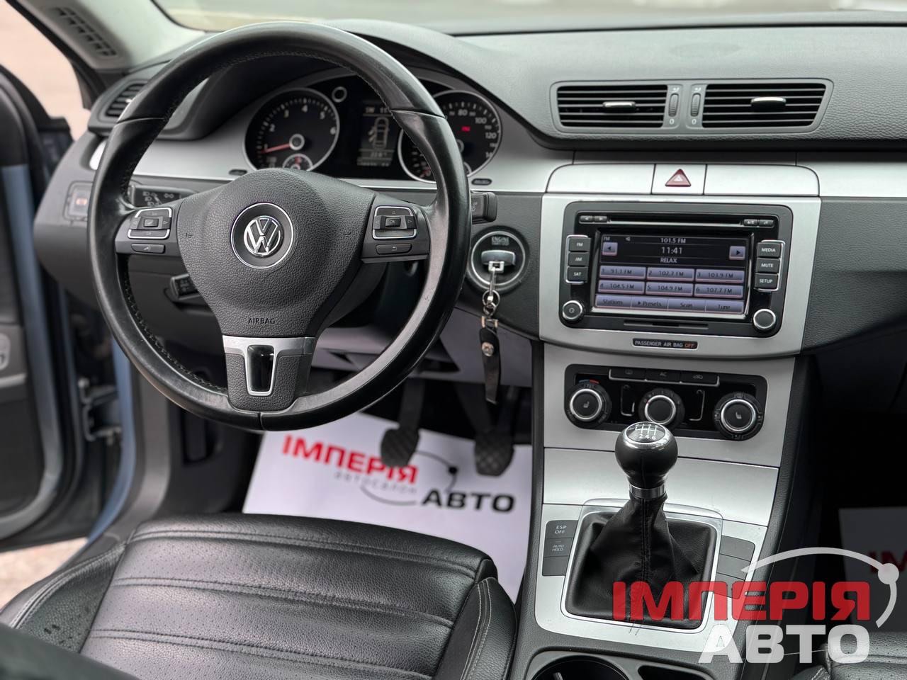 Volkswagen Passat CC - фото 5