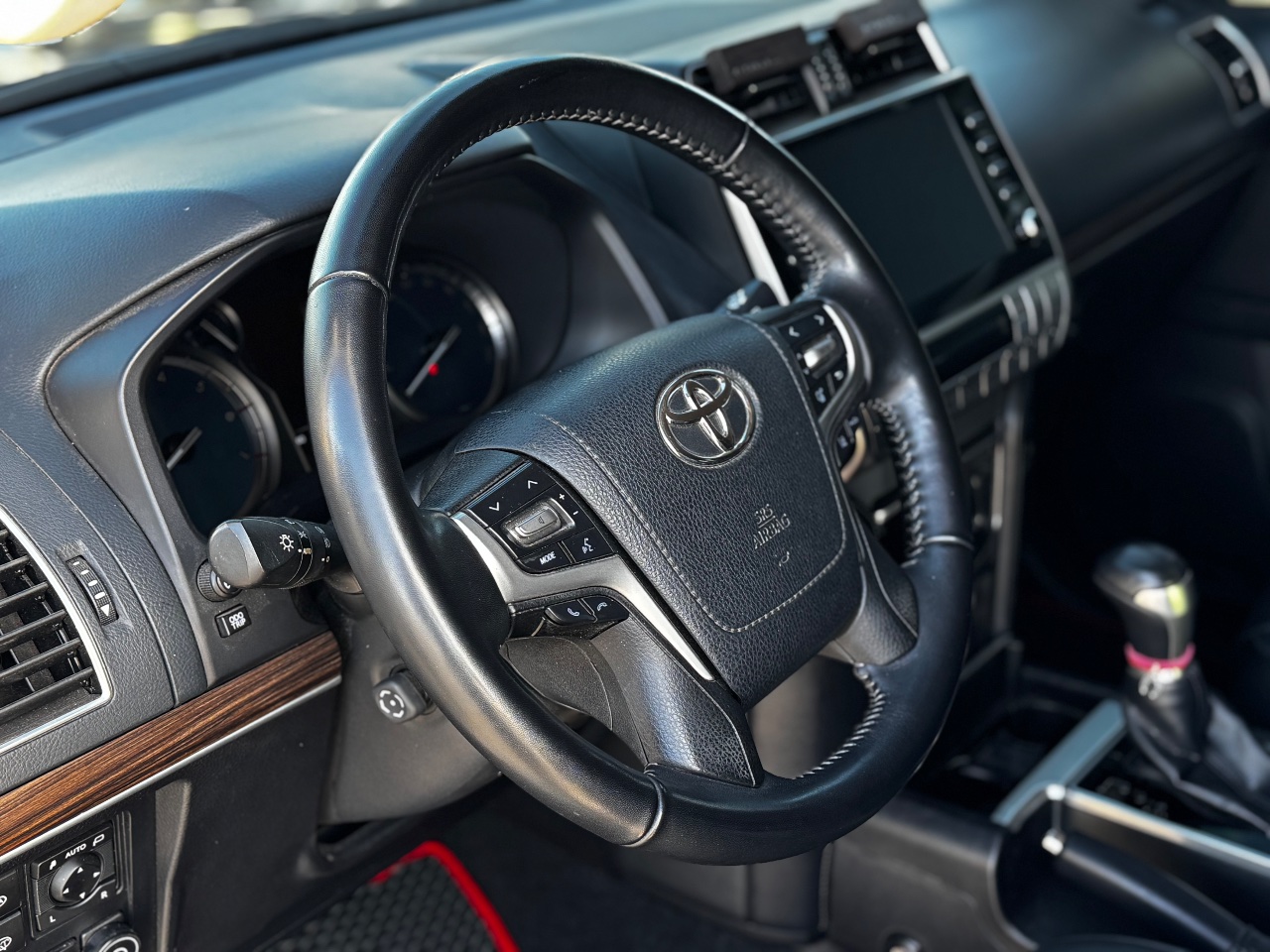 Toyota Land Cruiser Prado - фото 31