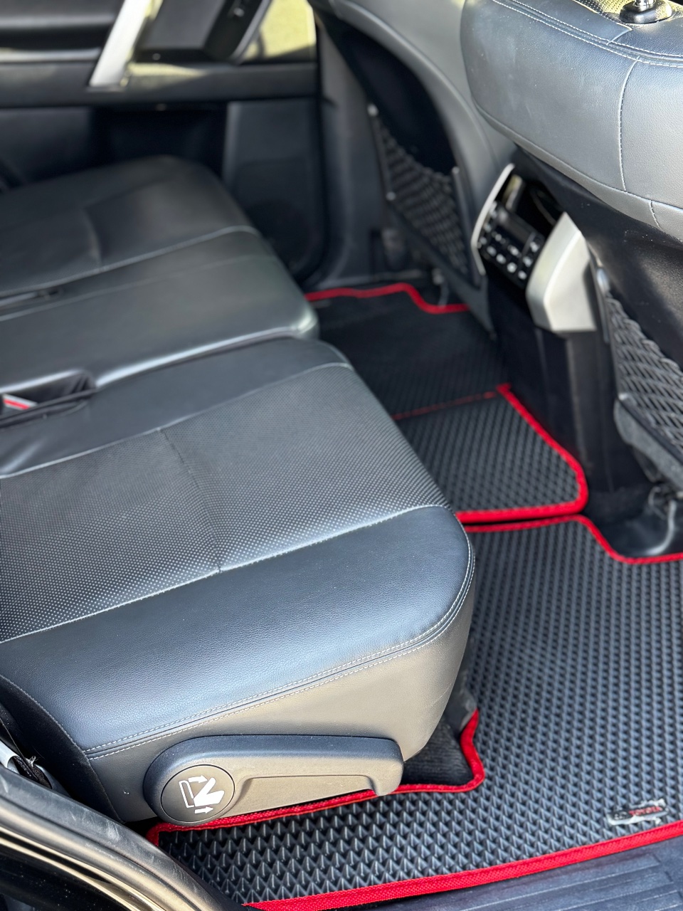 Toyota Land Cruiser Prado - фото 26