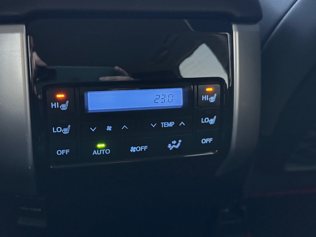 Toyota Land Cruiser Prado - фото 33