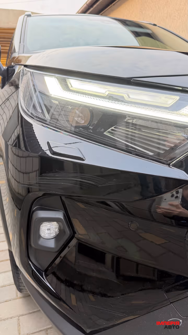 Toyota RAV4 - фото 13