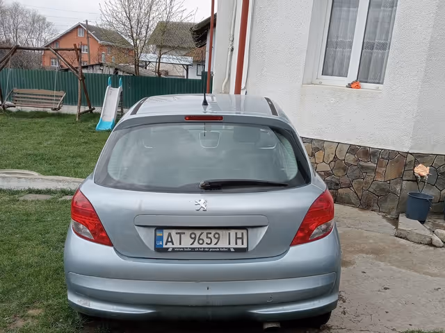 Peugeot 207 - фото 1