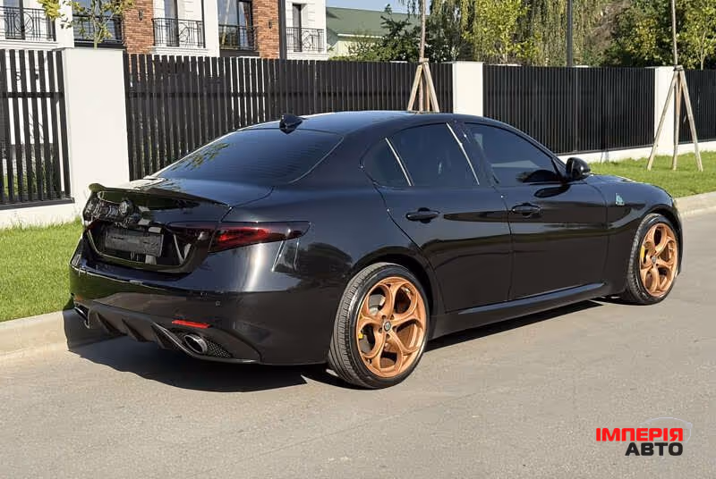 Alfa Romeo Giulia - фото 5