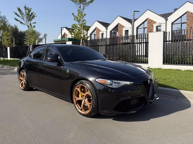 Alfa Romeo Giulia - фото 3