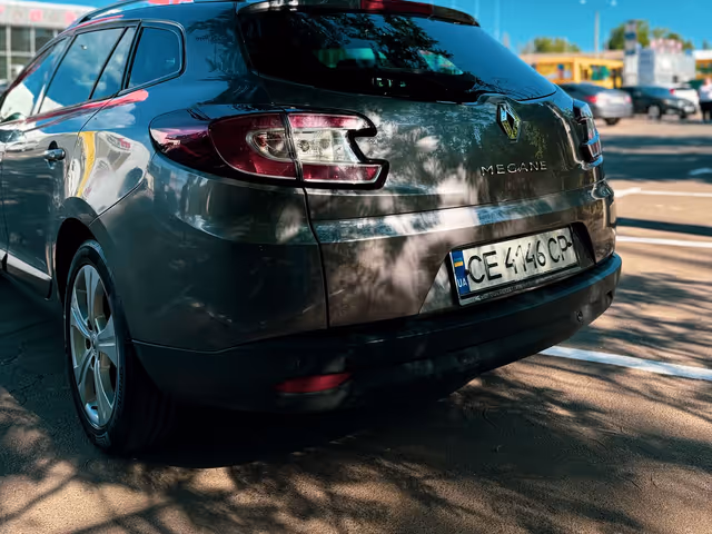 Renault Megane - фото 4