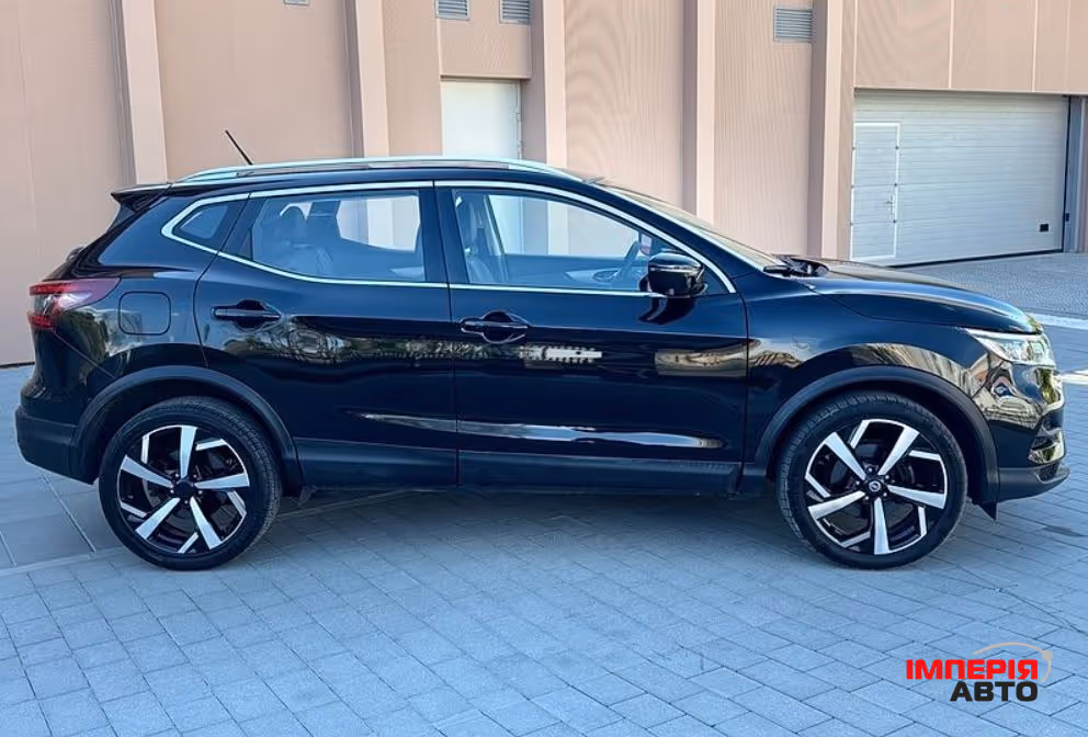 Nissan Rogue Sport - фото 3