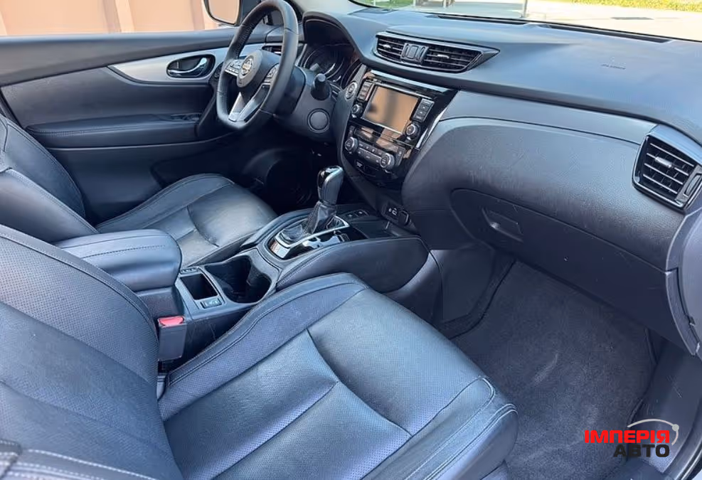 Nissan Rogue Sport - фото 8