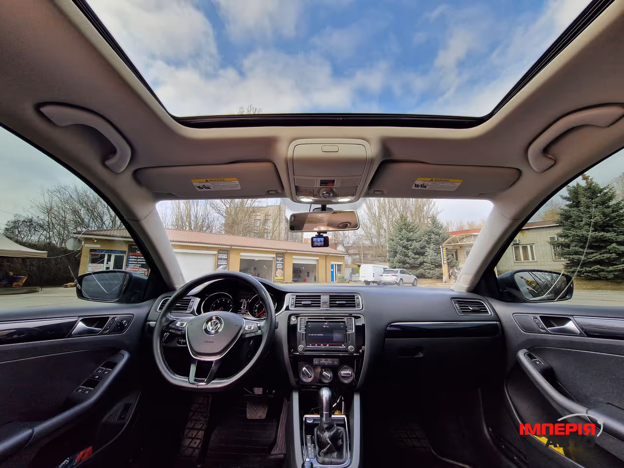 Volkswagen Jetta - фото 24