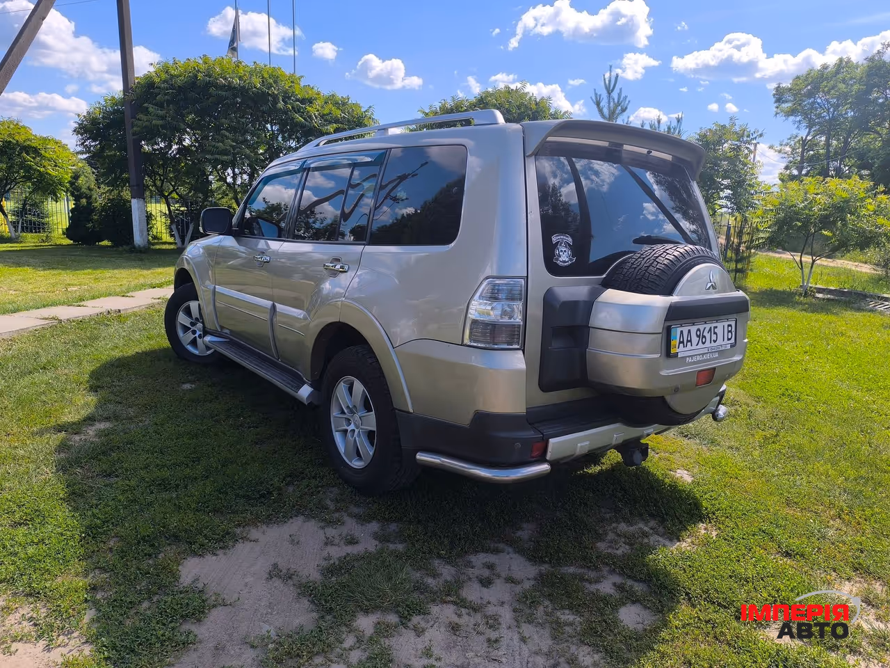 Mitsubishi Pajero - фото 4