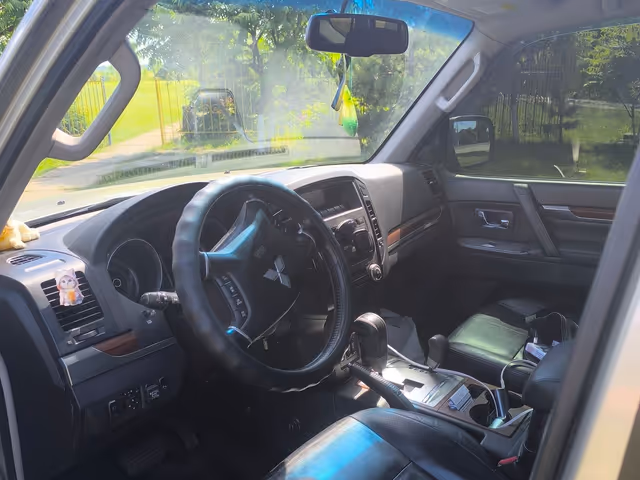 Mitsubishi Pajero - фото 5
