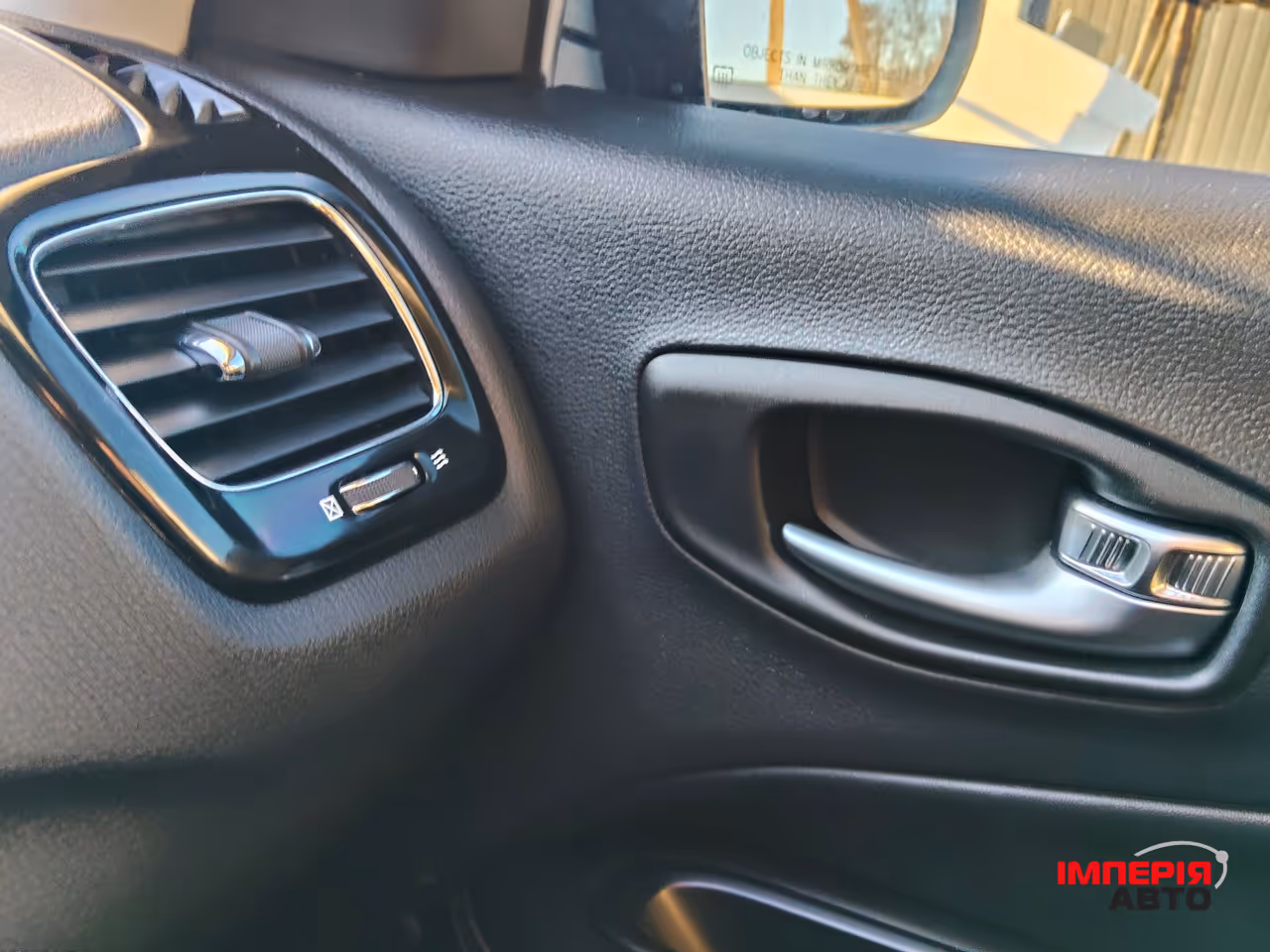 Jeep Compass - фото 35