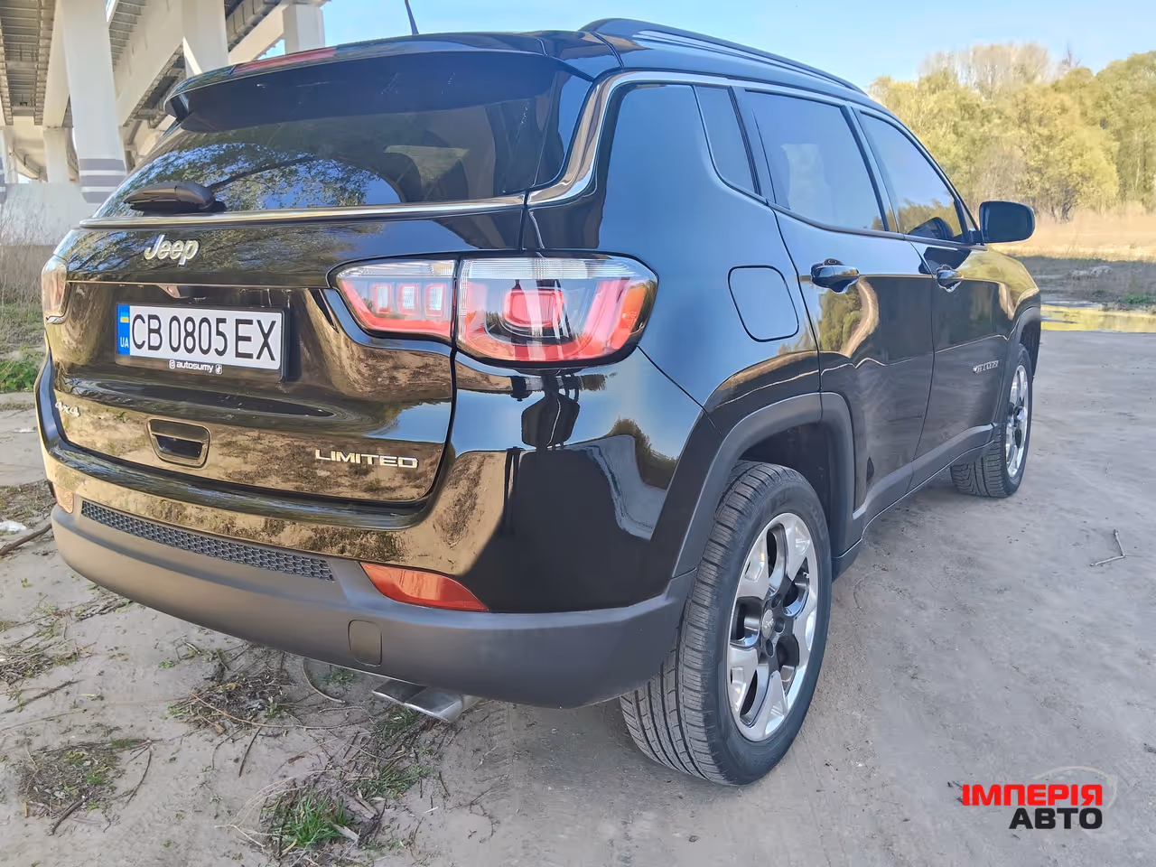 Jeep Compass - фото 7