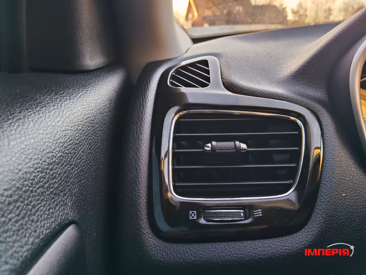 Jeep Compass - фото 33