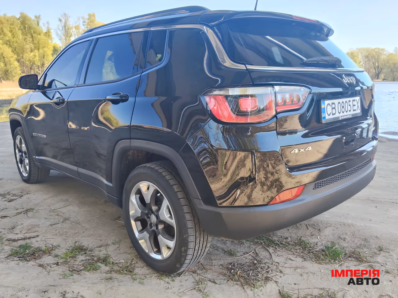 Jeep Compass - фото 12