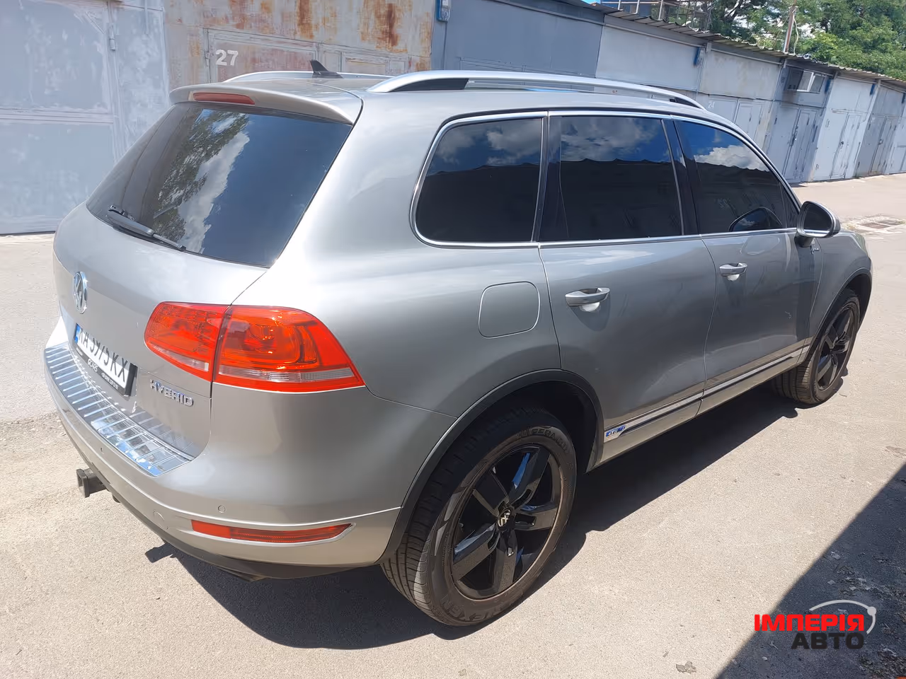 Volkswagen Touareg - фото 7